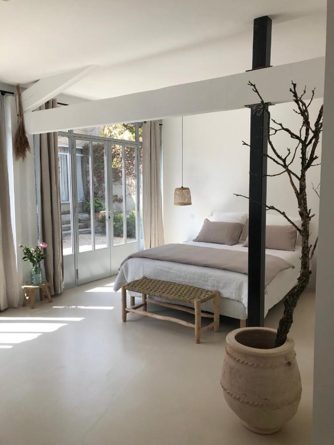 Maison Les Chenes เอย์กาลิแยร์ ภายนอก รูปภาพ