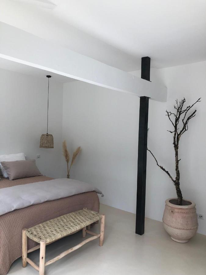 Maison Les Chenes เอย์กาลิแยร์ ภายนอก รูปภาพ
